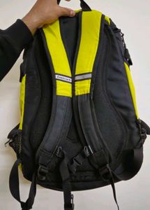 🔻High Price Drop- FasTrack Bagpack