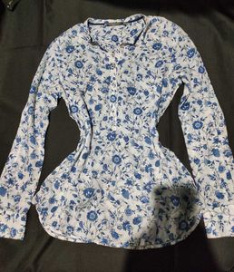 Zara Blue Floral Print Button-Up Top