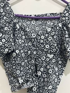 Floral Print Puff Sleeve Tie-Front Crop Top/Blouse