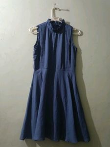 Elegant Sleeveless Blue Dress
