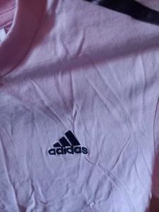 Adidas Tshirt