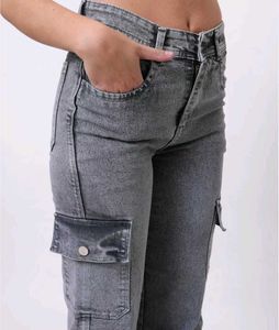women dark grey washed Cargo Jeans