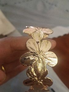 Gold Flower Shoulder Bracelet