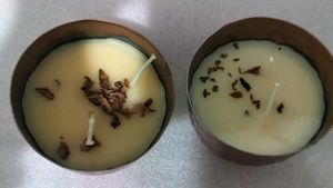 Set of 2 Scented Candles