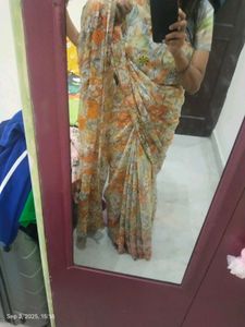 Floral Print Saree With Thread Embroidery