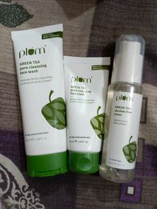 Plum Green Tea Skincare Set