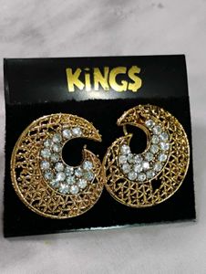 Gold Tone Designer Earrings Set