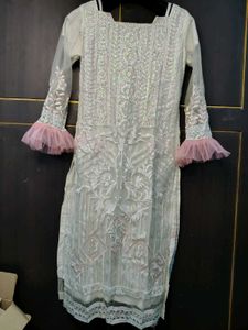 Elegant White &amp; Pink Embroidered Kurta Set