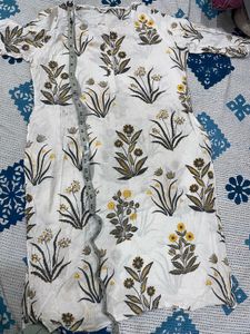 White Floral Print Kurta
