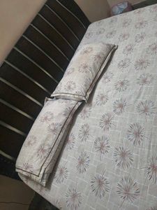 Cotton Printed Double bedsheet with pillow covers