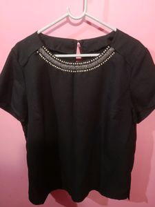 Stunning Black Top ⚫