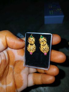 Earings 1 Pair Only