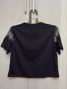 Chic Black Lace Sleeve Crop Top