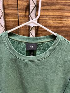 Green Basic Sweatshirt