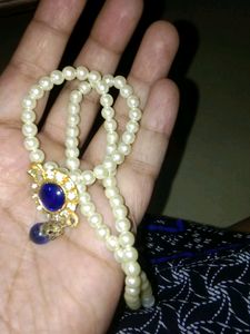 Blue Kundan-Stone Pendant Pearl Necklace
