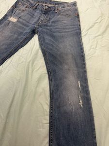 Men's Blue Distressed Denim Jeans