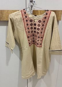 Gujarati kachi print Beige short kurti