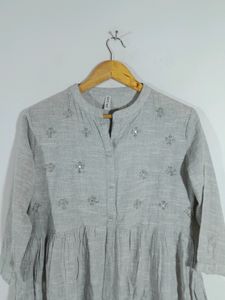 Grey Top (Women's)