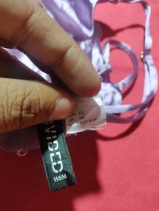 Shiny Party Wear Crop Top – H&amp;M – Size XS