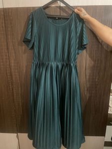 Elegant Pleated Teal Dress
