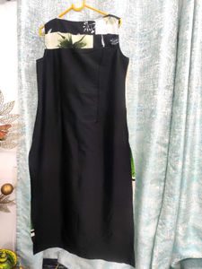 Branded Geometric Print Sleeveless kurti✨