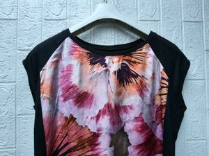 New with tag Korean Trendy Floral Print T-Shirt