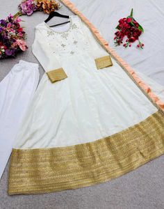 Elegant White Kurta Set with Gold Embroidery