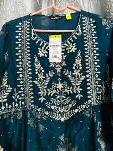 Elegant Teal Embroidered Kurta