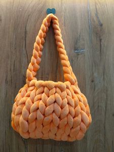 Chunky Knit Shoulder Bag✨