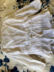 Elegant White Kurta with Intricate Embroidery