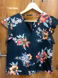 M SIZE 34 Bust Navy Blue Floral Top