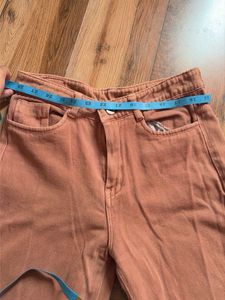 brown pants