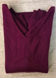 Cozy V-Neck Purple Knit Sweater