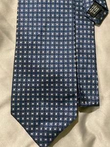 Classic Blue Patterned Silk Tie