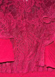 Chic Lace Ruffle Dress