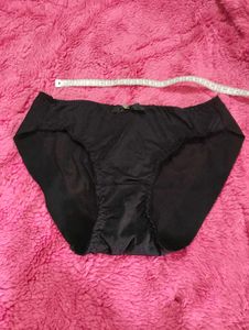 Black Briefs with Bow Detail