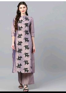 Elegant Floral Embroidered Kurta Set