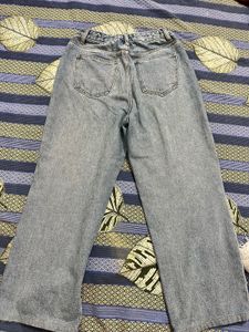 Light Wash Straight Fit Jeans