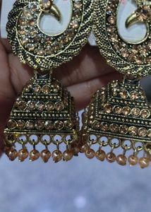 3 earrings or 1 ring