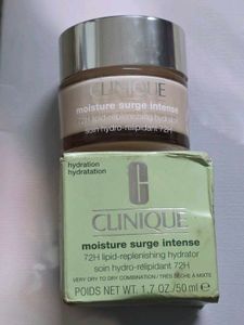 Clinique Moisture Surge Intense