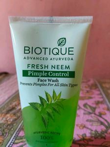 Biotique Fresh Neem Pimple Control Face Wash