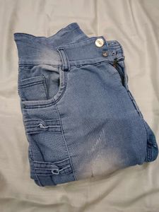Unique Buckle Detail Jeans