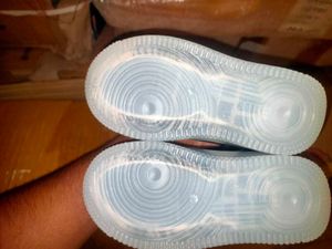 Kids Grey &amp; White Sneakers size-(5*10)+(11*1)