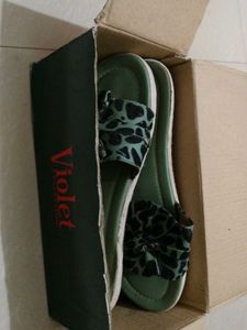 Green Animal Print Bow Slides