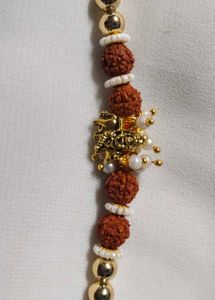 Unique Rudraksha & Gold Tone Bracelet
