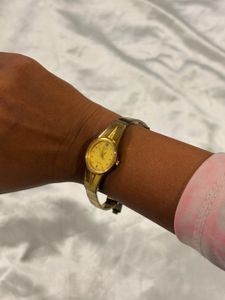 Classic Gold Citizen Quartz Watch