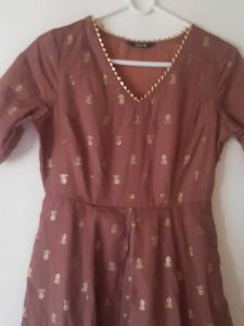 Indya Kurta With Gold Print