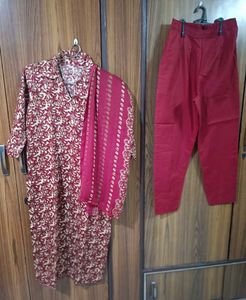Floral Maroon Printed Stitched Suit ✨