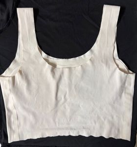 seamless nude Sports Bra with Cute Design