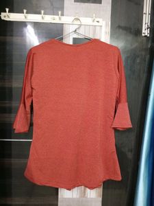 Stylish Women's Top with Quarter Sleeves